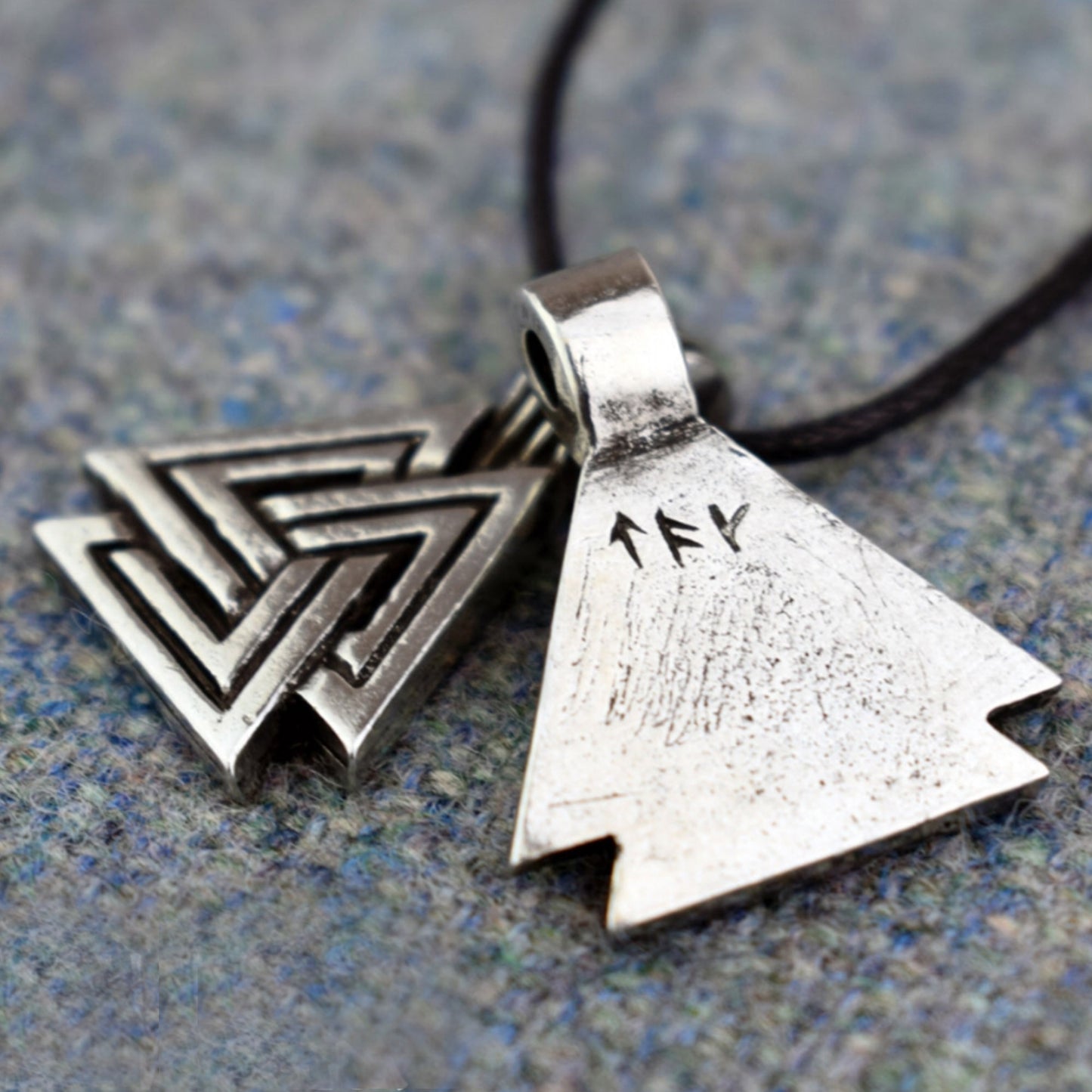 Large Valknut Pewter Viking Pendant Back and Front Design | Happy Piranha