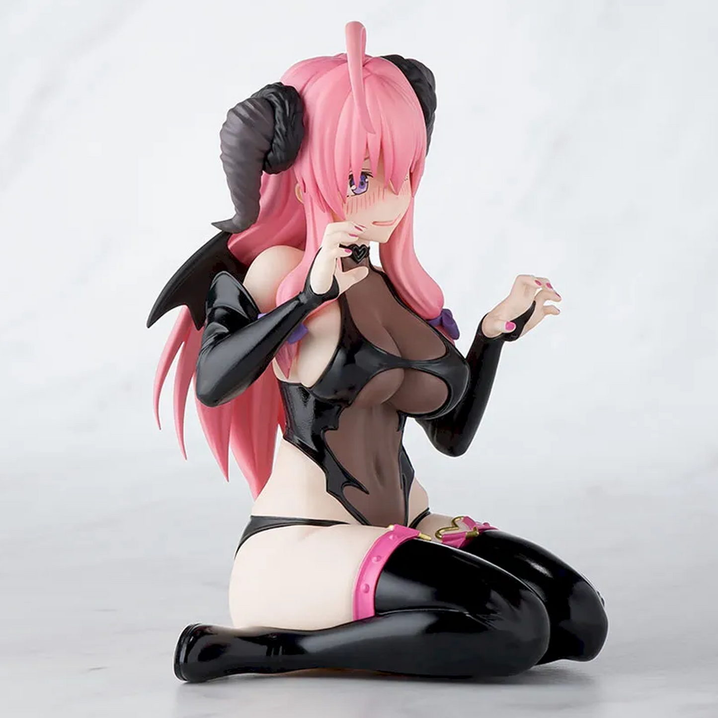 I'm Living With an Otaku Shizuri Ideura Cosplay Figure (Front View) | Happy Piranha