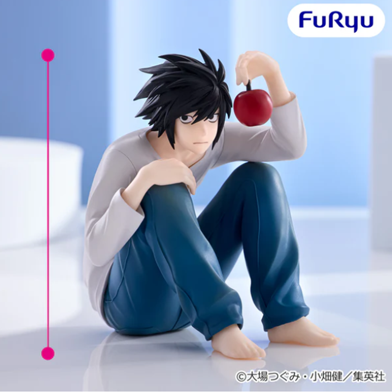 L: Deathnote Furyu Noodle Stopper Figure (Front) on a White and Blue Background With Branding Either Side | Happy Piranha
