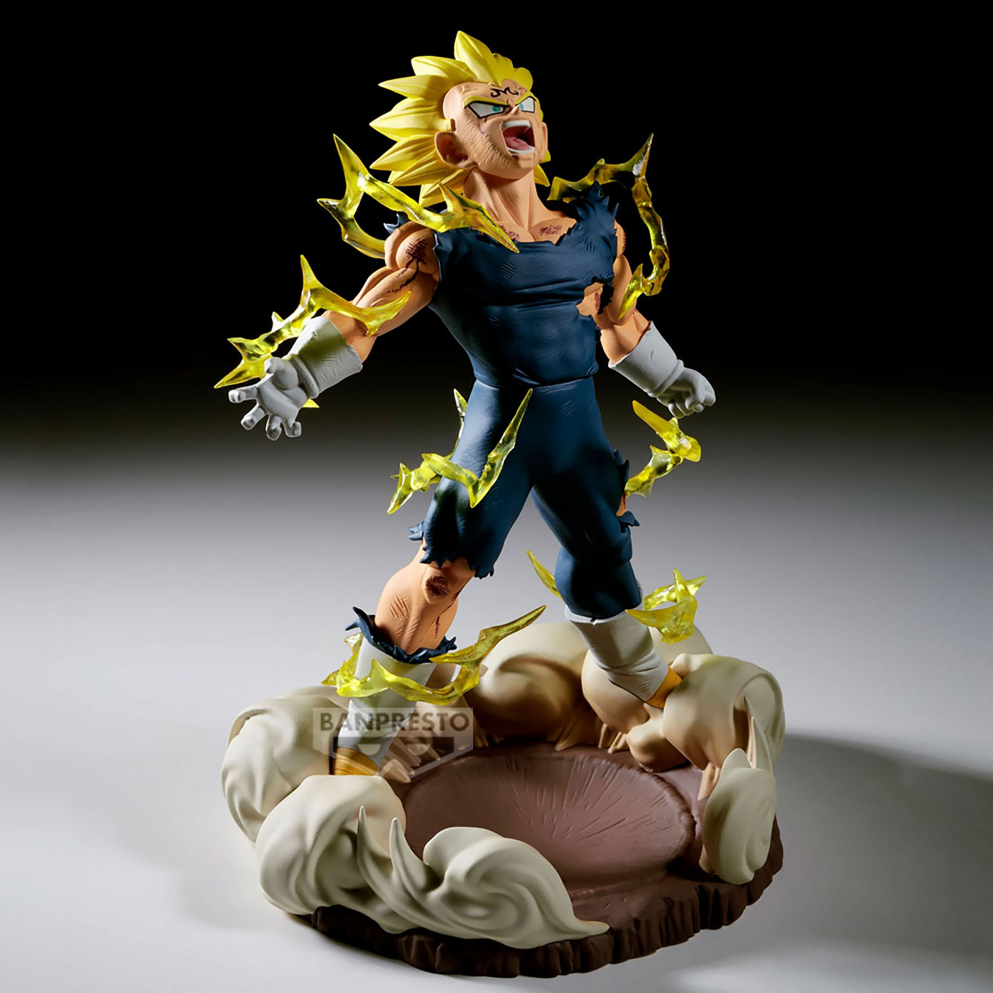 Dragon Ball Z History Box Maji Vegeta Bandai Figure (Front) on a Dark Background | Happy Piranha