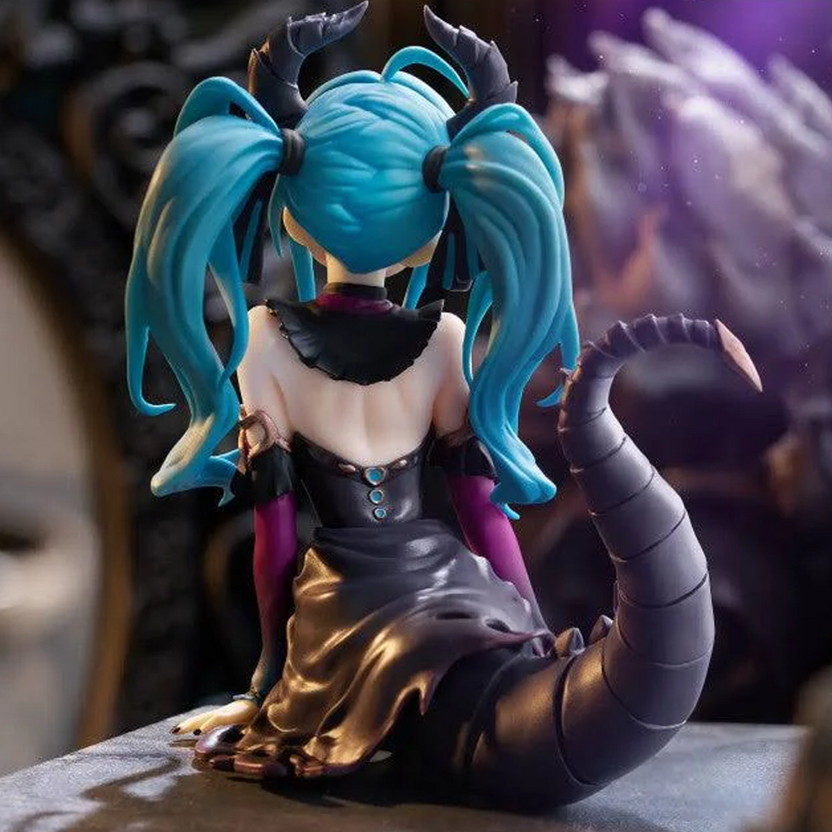 Hatsune Miku Villain Version Noodle Stopper Figure (Back) Sitting down and Facing a Purple and Black Background Background | Happy Piranha