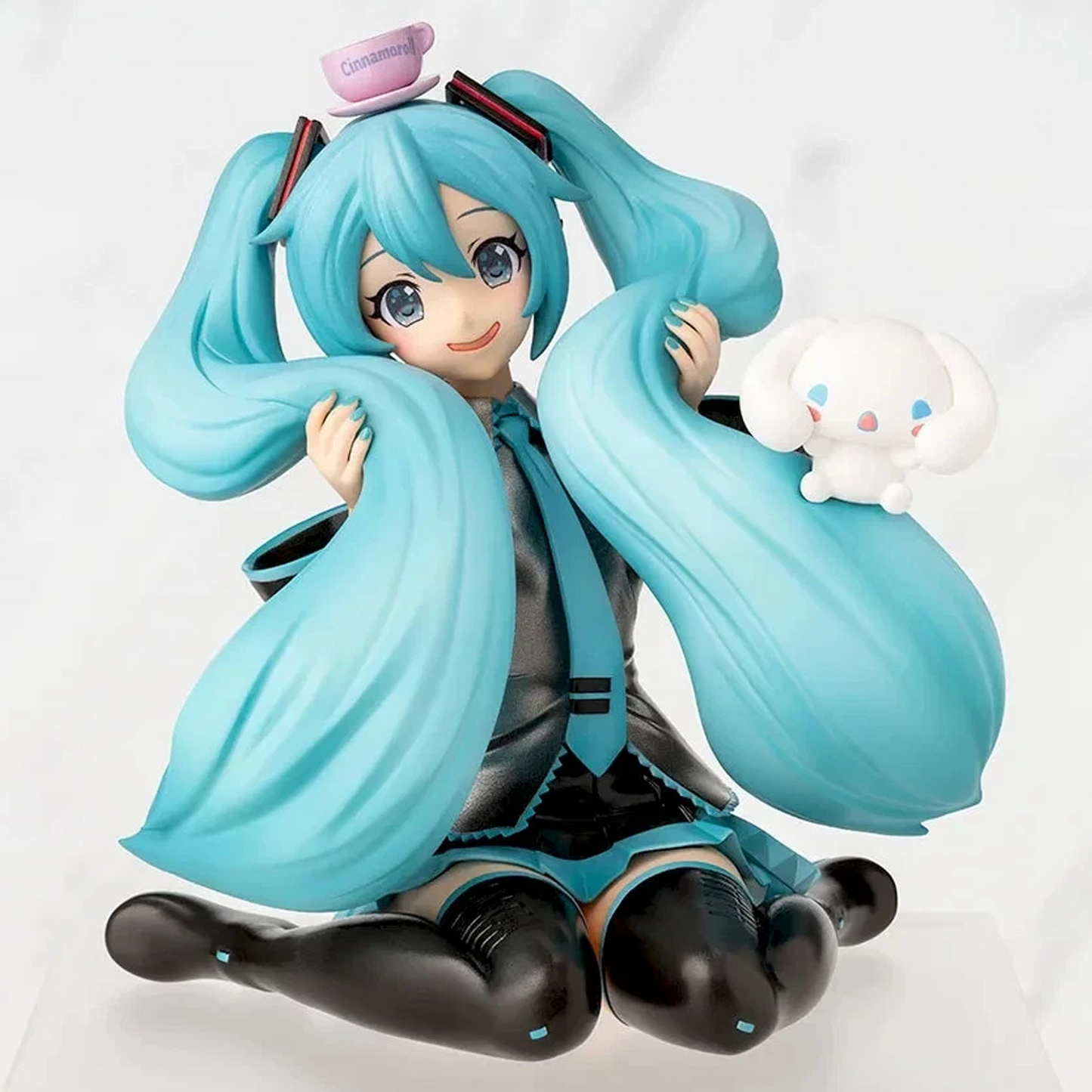 Hatsune Miku x Cinnamoroll Paprio Figure Mofutto ver.