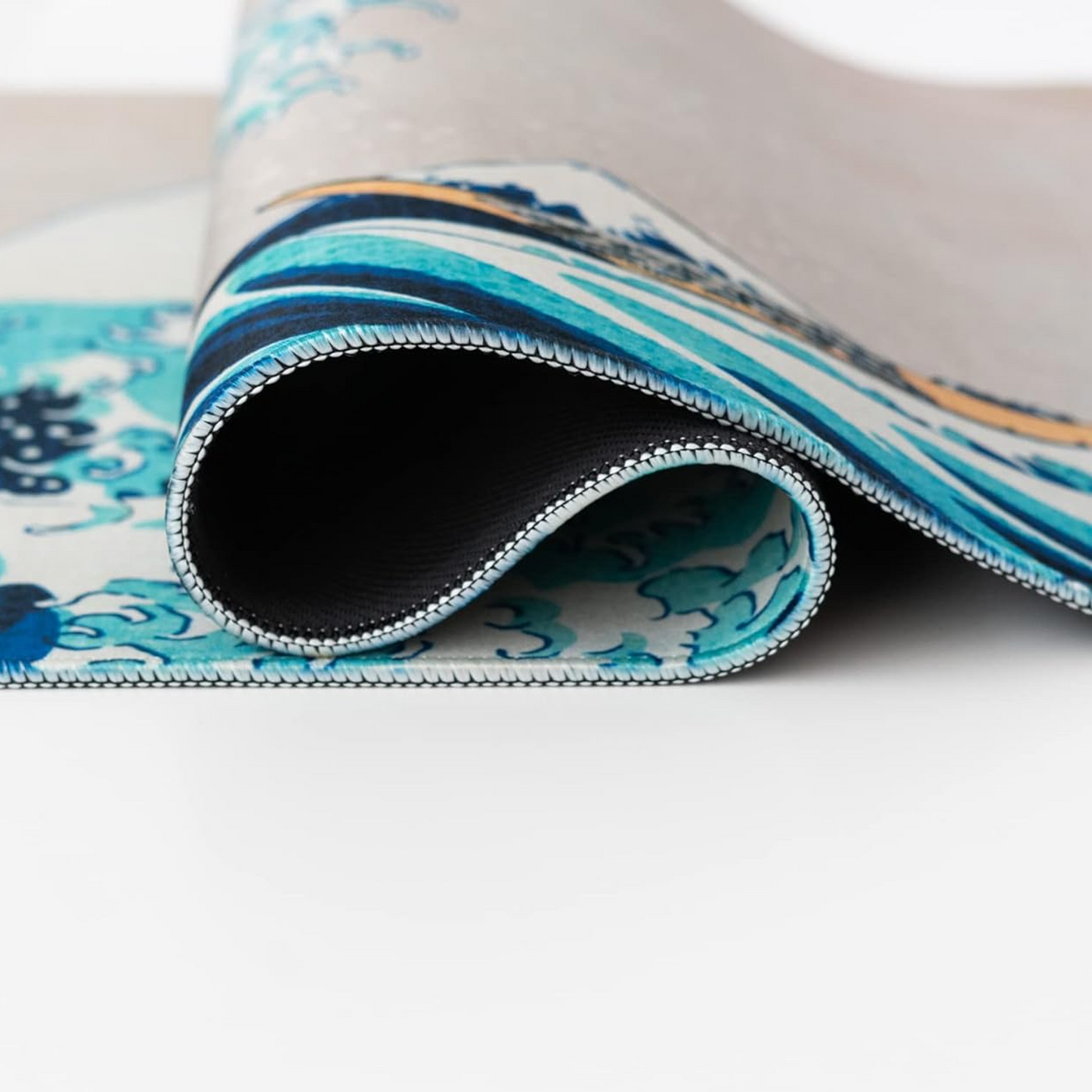 Hokusai Great Wave XXL 31.5 Inch Gaming Mouse Pad & Keyboard Mat - Close up of the Stitched Edging | Happy Piranha