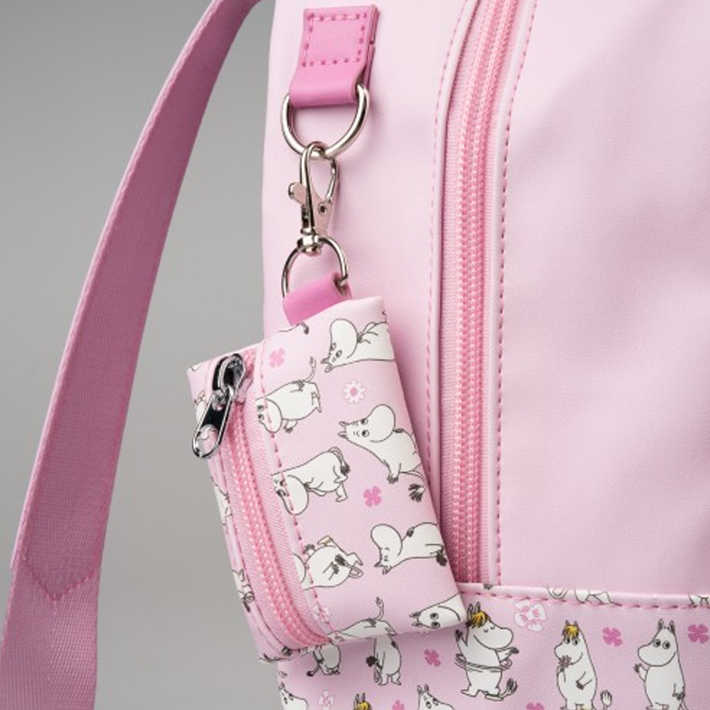 Moomin Backpack: Pink Finn Family Moomin Troll Bag - A Close up of the Additional Mini Zippered Purse | Happy Piranha