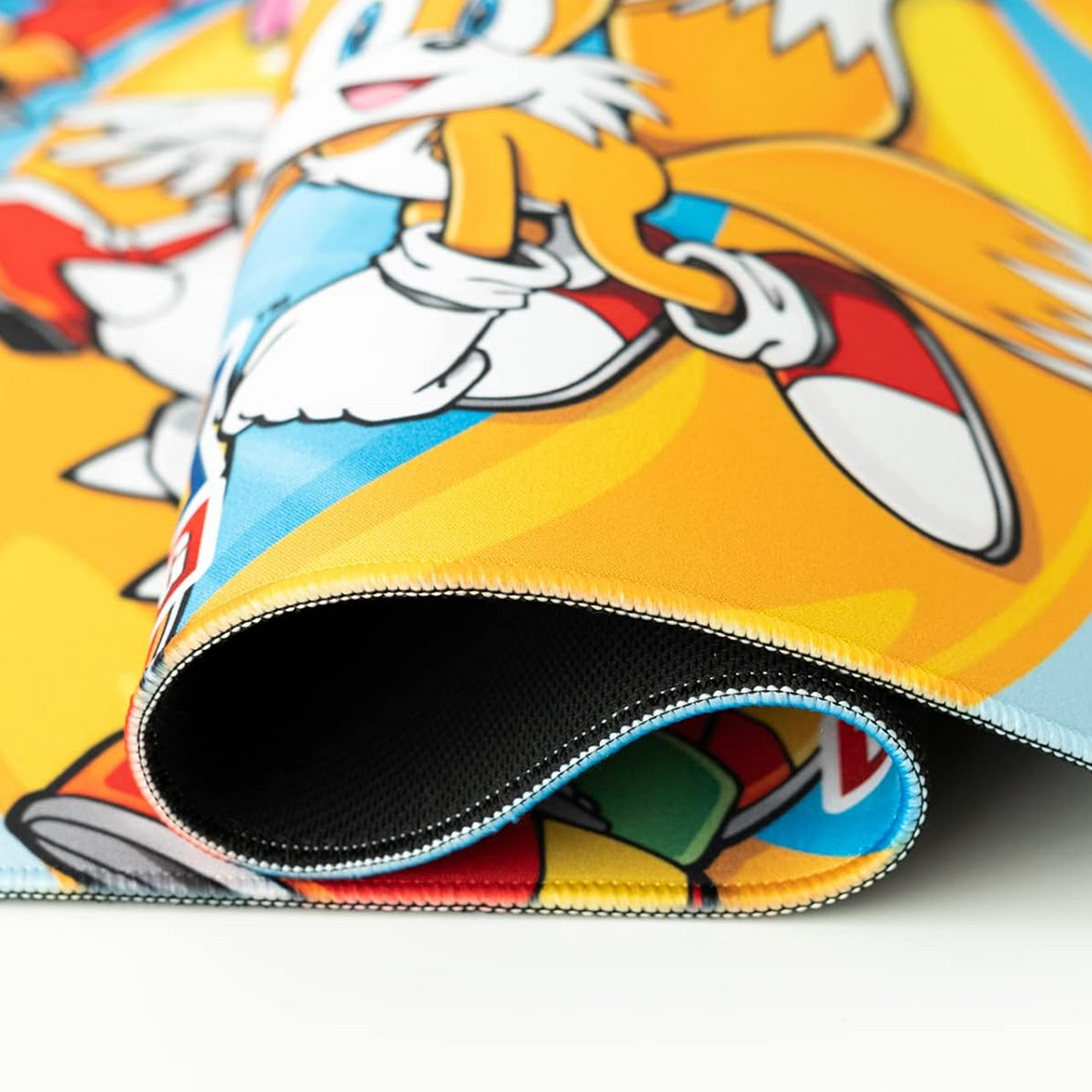 Sonic the Hedgehog XXL 31.5 Inch Mouse Pad & Keyboard Mat (Stitched Edges) | Happy Piranha