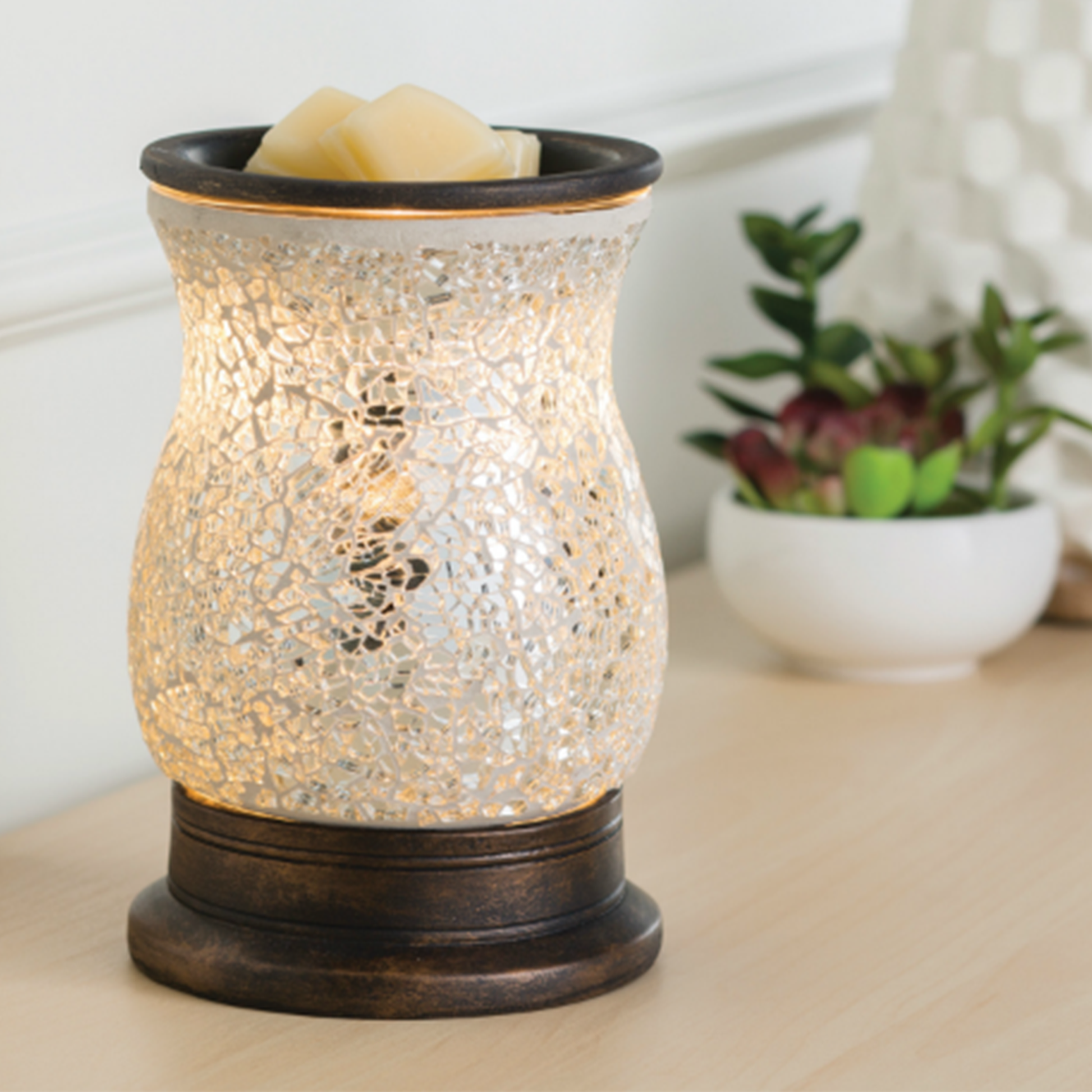 Reflection - Illumination Wax Melt Warmer on a Table | Happy Piranha