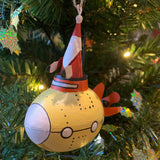 Santa in a Yellow Submarine: Hanging Christmas Decoration in a Christmas Tree  | Happy Piranha